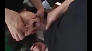 Gadis czech yang disayangi meregangkan punggung mereka dengan palam dubur dan dildo yang besar cipap anak sekolah