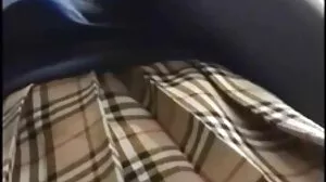 Kakak tiri saya yang panas membantu saya budak sekolah melayu seks dengan boner saya dan dia menyentak saya