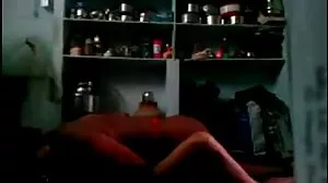 Cantik berambut perang czech awam xxx Orang asing dalam bangunan gergasi tahu sex budak sekolah indon bagaimana untuk memanaskan anda