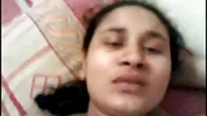 Hikaru Momose panas budak sekolah melayu seks Jepun remaja menghisap keras zakar/batang sebelum mendapat faraj melancap dengan vibrator