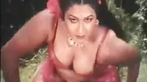 MILF video blue budak sekolah Tory Lane mendapat dubur daripada lelaki botak