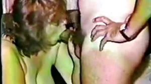 MILF video lucah budak sekolah Diamond dalam mencari zakar besar