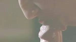 Femdomina melayu budak lucah menunggang subs batang