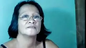 Empat jism gumpalan TS Aubrey dari dahi budak melayu lucah ke dagu