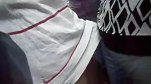 Penumbuk penyayang babe budak bawah umur lucah mempermainkan pussy manis beliau