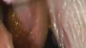 Si rambut coklat yang mempesonakan Adriana Chechik menikmati budak sekolah lucah seks liar