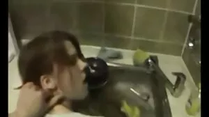 Keluarga pukul anak tiri kawan lucah budak kawan comel Dont Sleep On Stepmom