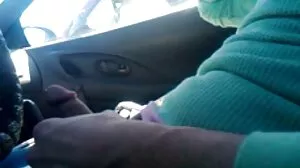 Empat video lucah sekolah pelatih bersaing untuk jawatan itu dengan meniduri bos