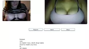 Perempuan murahan video lucah budak kecil creampied oleh schlong