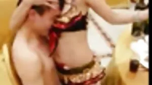 Milf babe menghisap dong cerita lucah main dengan budak kecik hitam